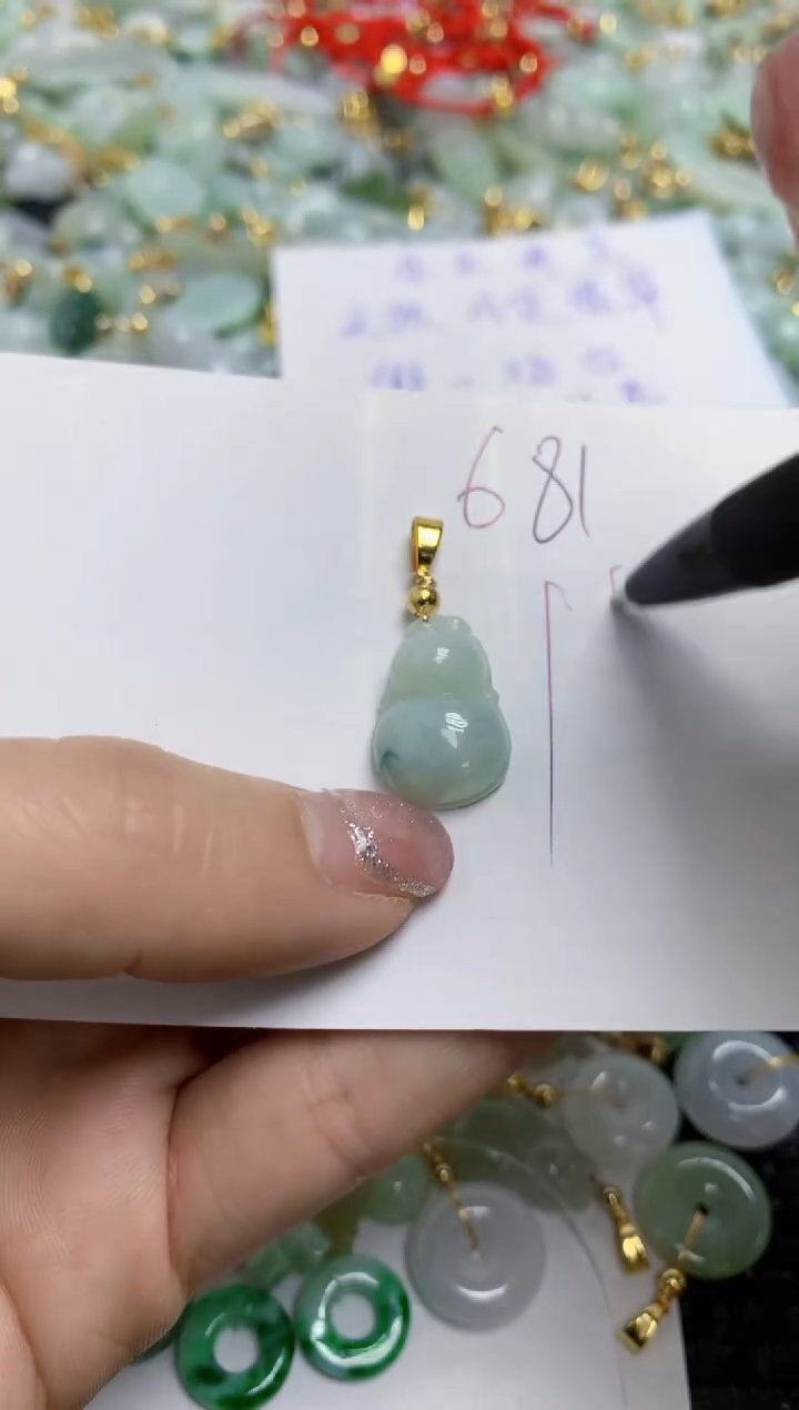 【闪购商品】翡翠颈饰合金天然翡翠A货