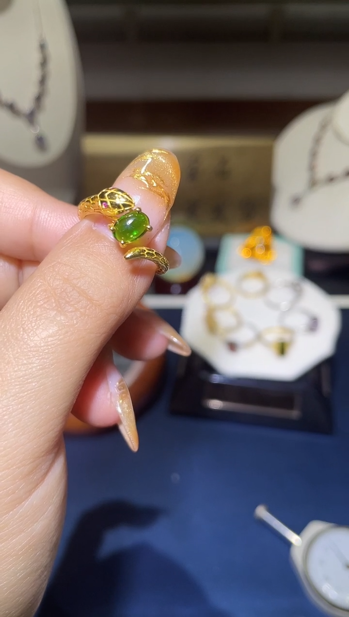 【闪购商品】透视石戒指银S925镶嵌11111