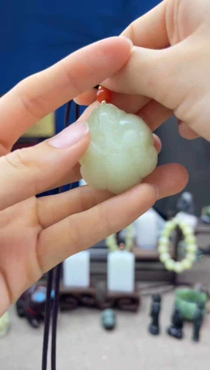 【闪购商品】和田玉颈饰未镶嵌1