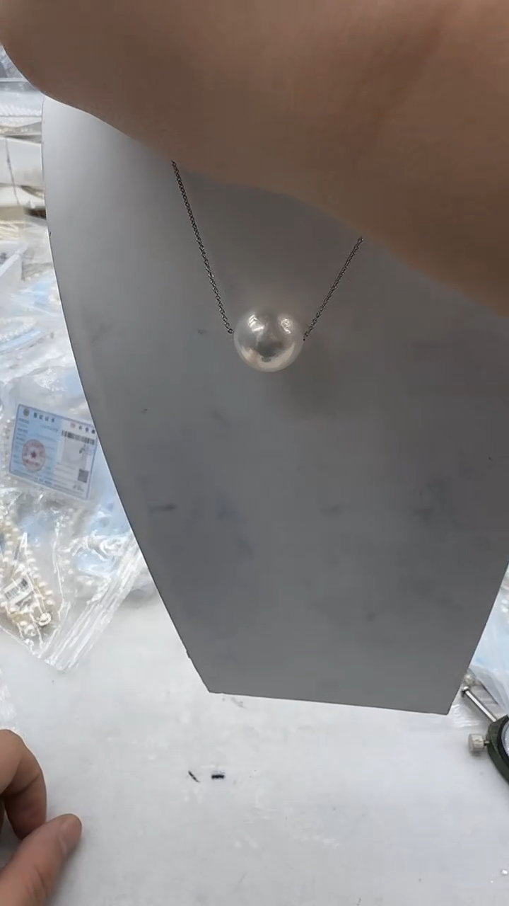 吊坠(赠链)未镶嵌淡水珍珠13-14mm 白珠路路通