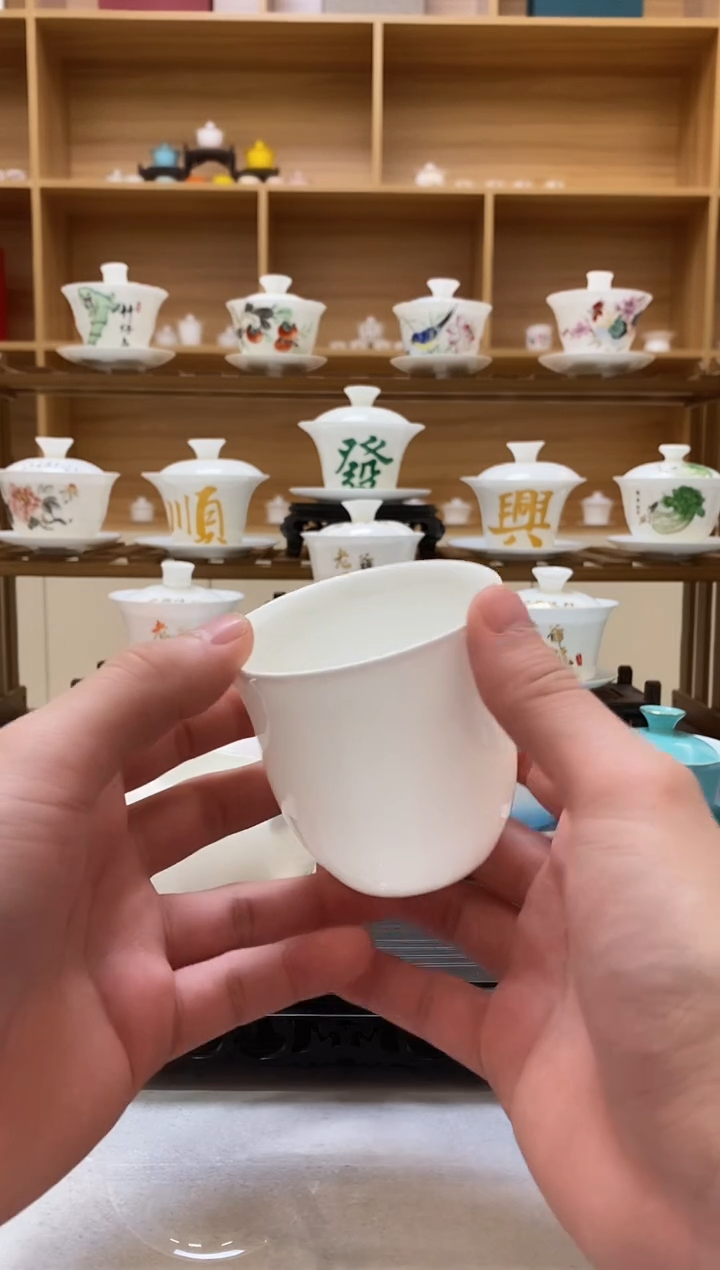 泽***镜薄胎骨瓷不带柄公道杯