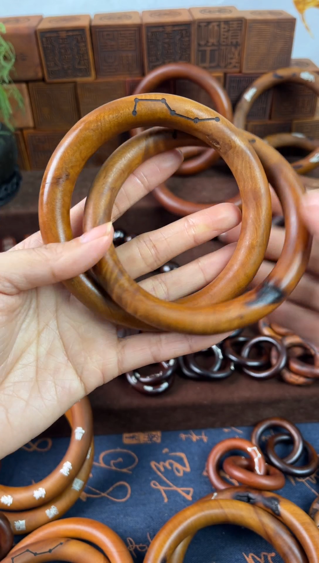 木枣木75六七星雷焦款乾坤圈一物一拍