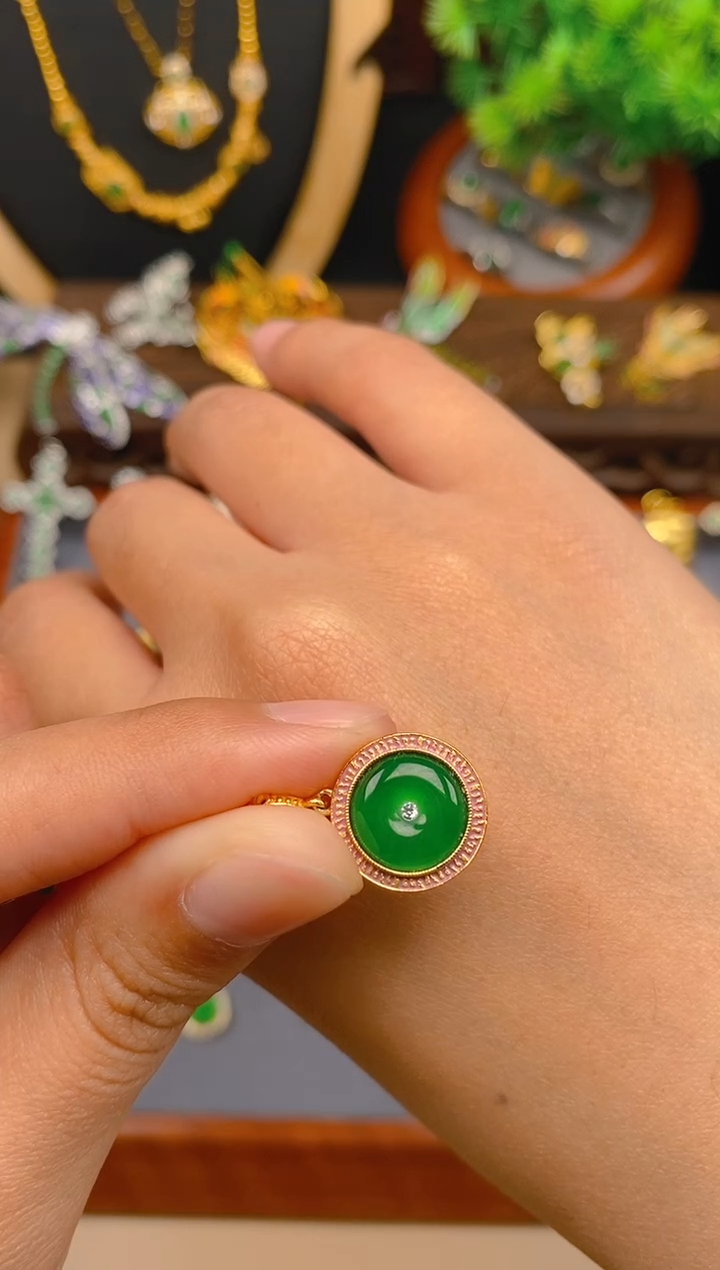 【闪购商品】翡翠吊坠(不含链)银S925镶嵌平安扣吊坠