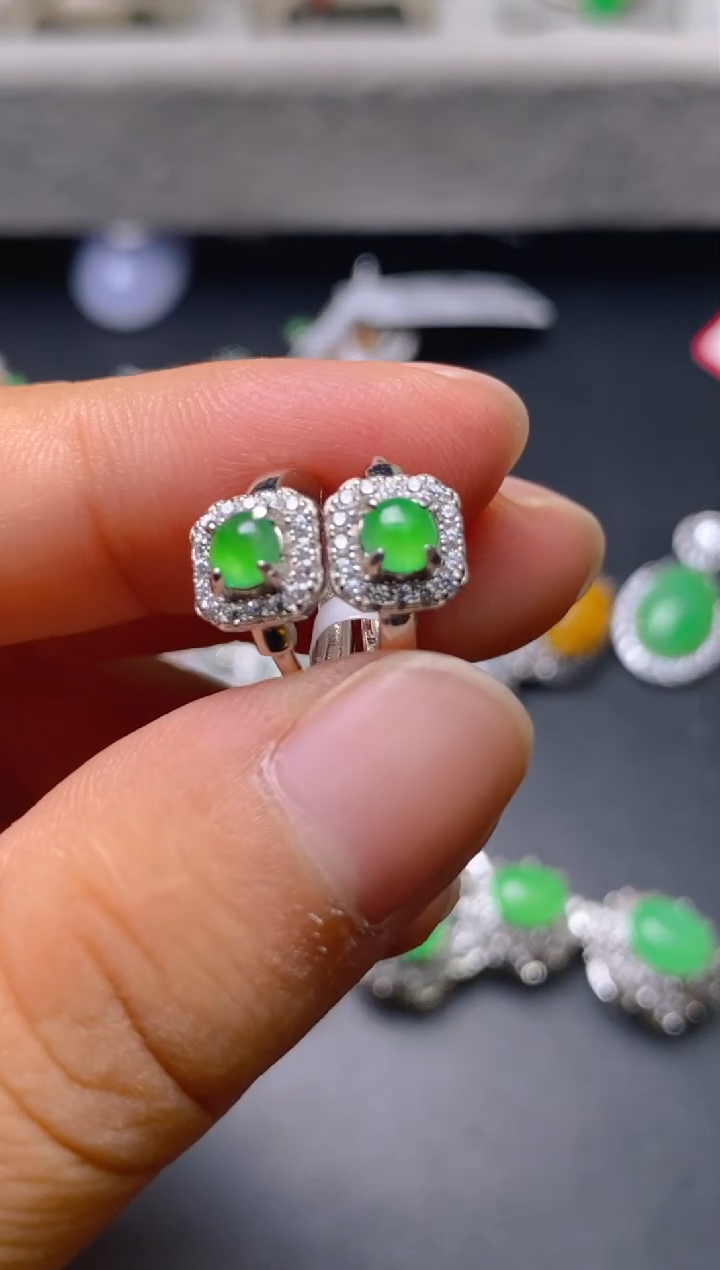 银S925镶嵌戒指翡翠百内无证书