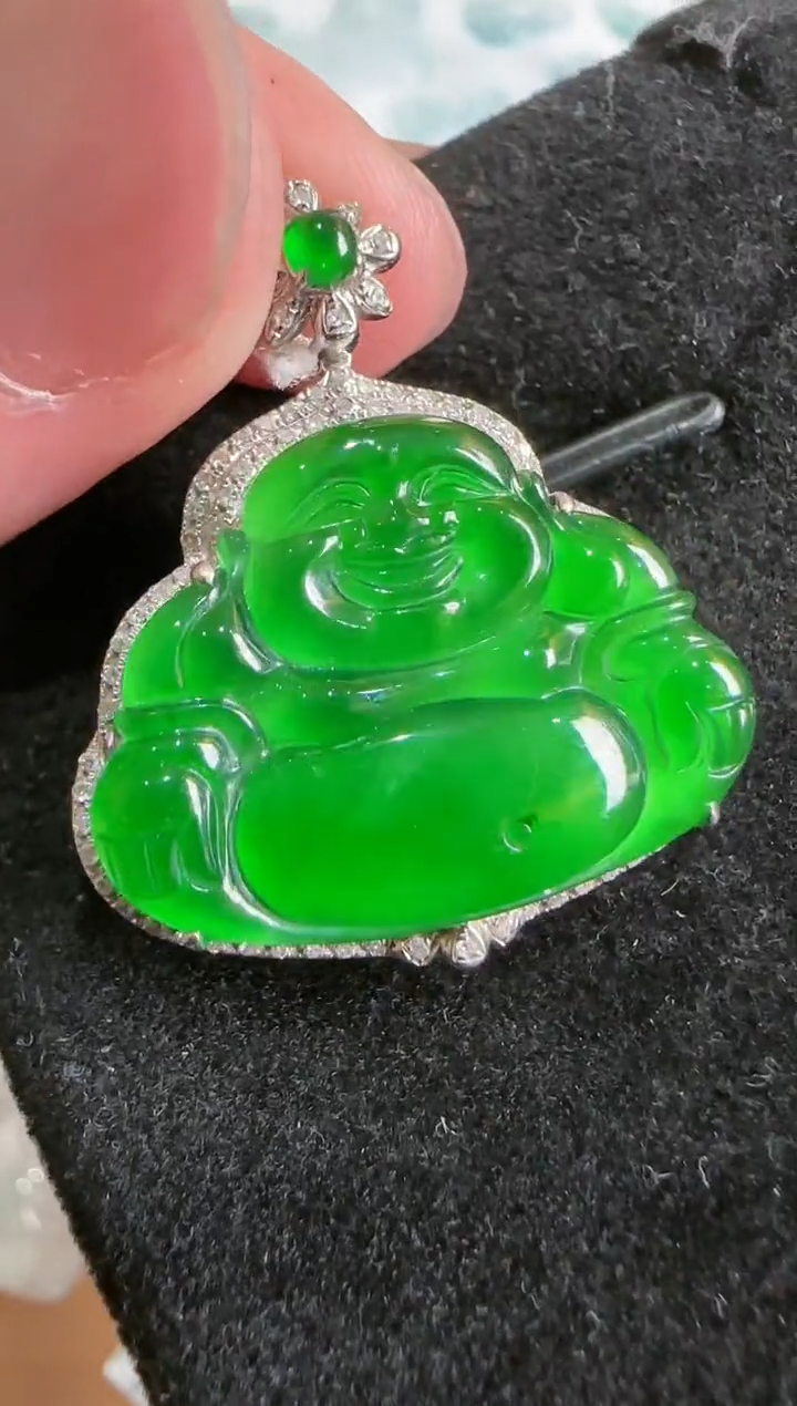 【闪购商品】翡翠吊坠(不含链)18K金镶嵌··