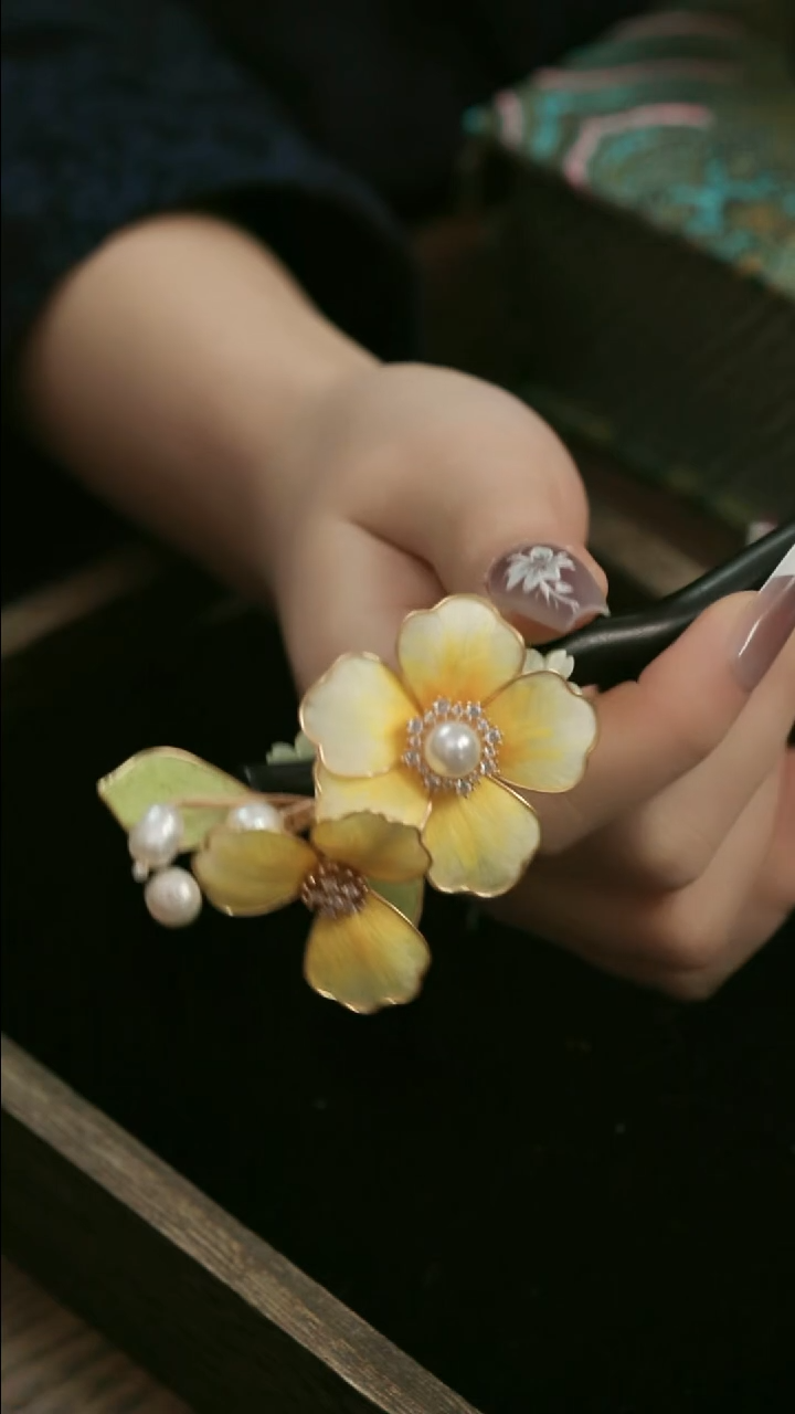 刺绣湘传礼纯手工发簪