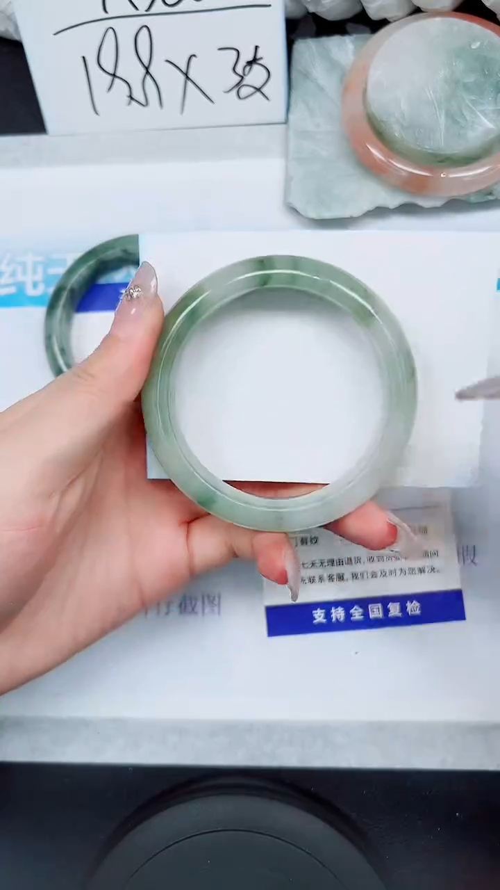 【闪购商品】石英质玉手镯未镶嵌A117-62`63`