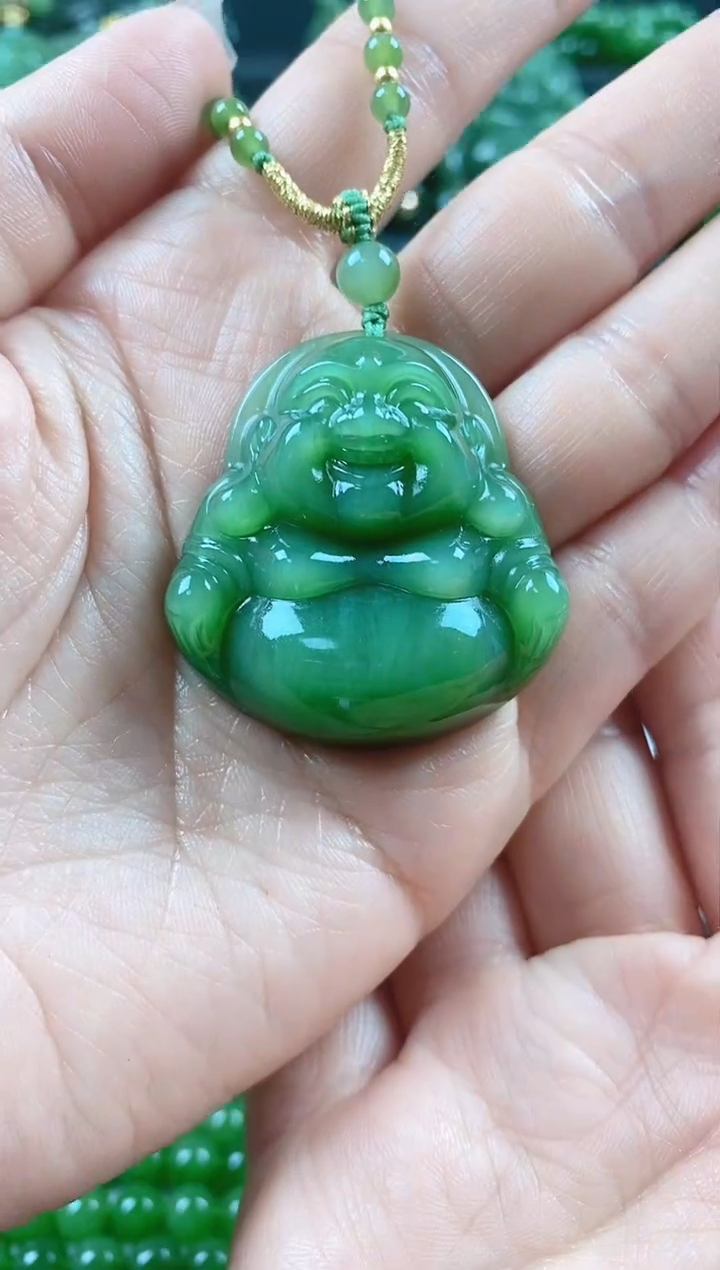 【闪购商品】和田玉吊坠(赠链)未镶嵌40佛公