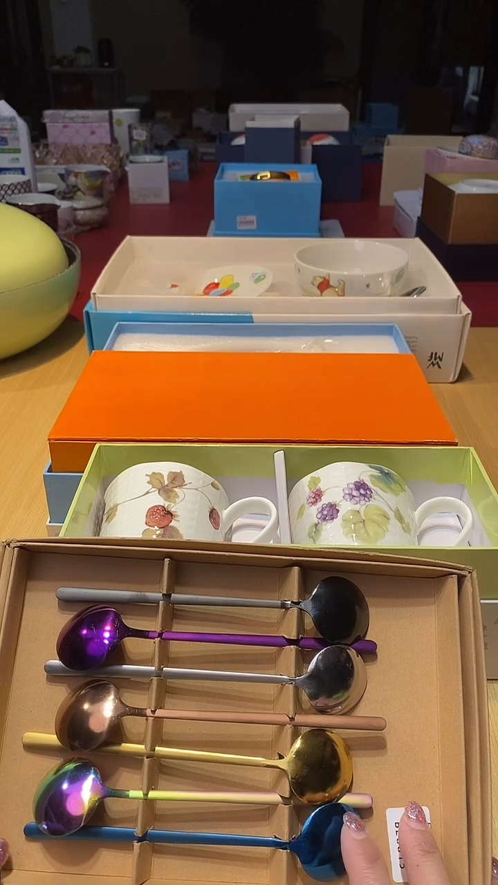 瓷片生活的本意是开心啊@@1