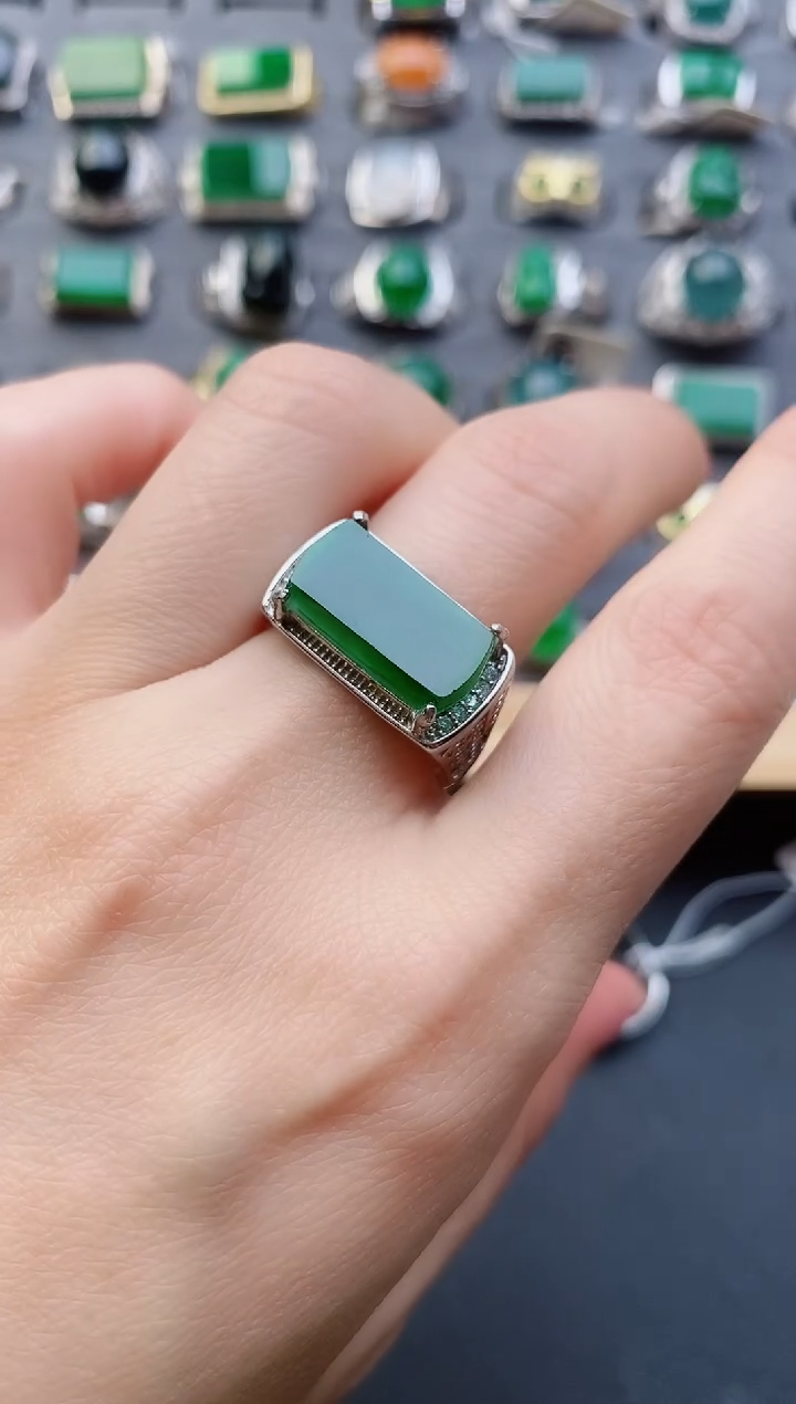 【闪购商品】翡翠戒指银S925镶嵌1111111111