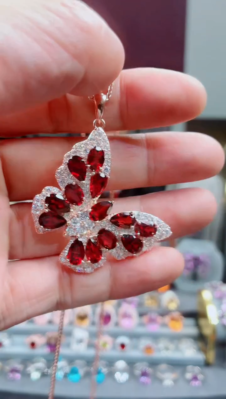 银S925镶嵌吊坠石榴石石榴石吊坠
