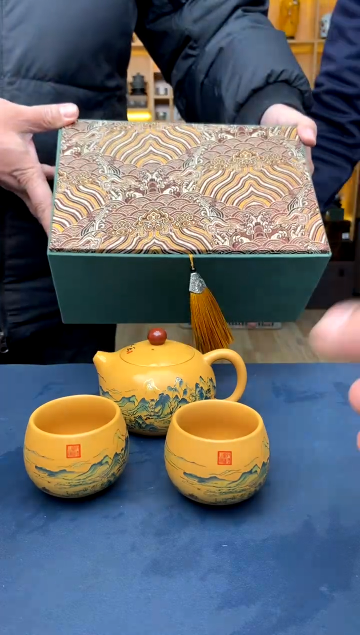 【闪购商品】撤柜高货，价格随便开@@ZH2102