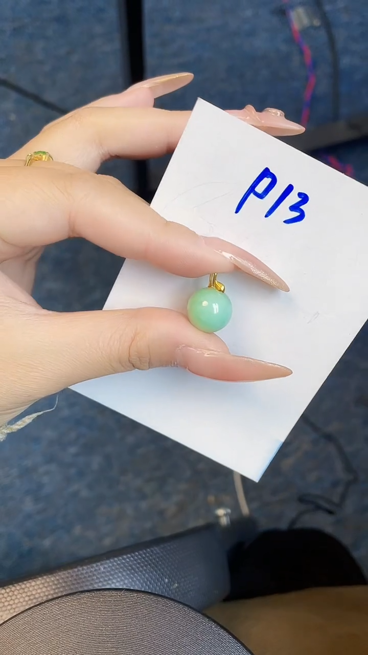 【闪购商品】翡翠颈饰18K金镶嵌00000000