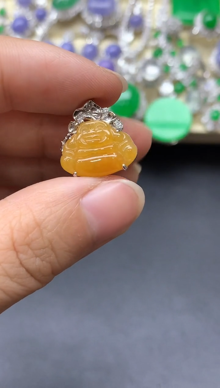 颈饰18K金镶嵌翡翠101-中国好珍宝
