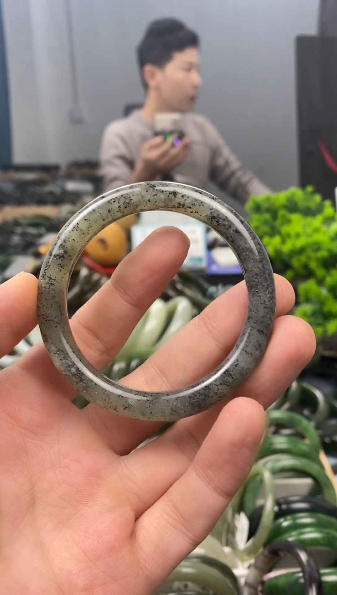 未镶嵌手镯和田玉52.6