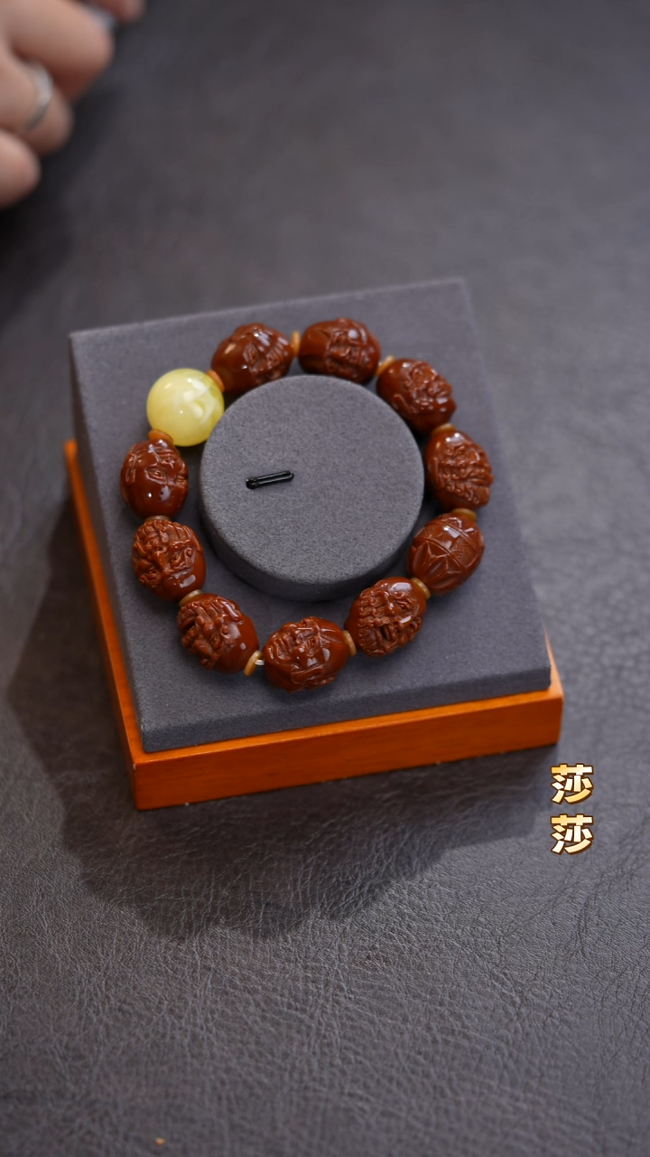 吊坠橄榄核忻****事橄榄核