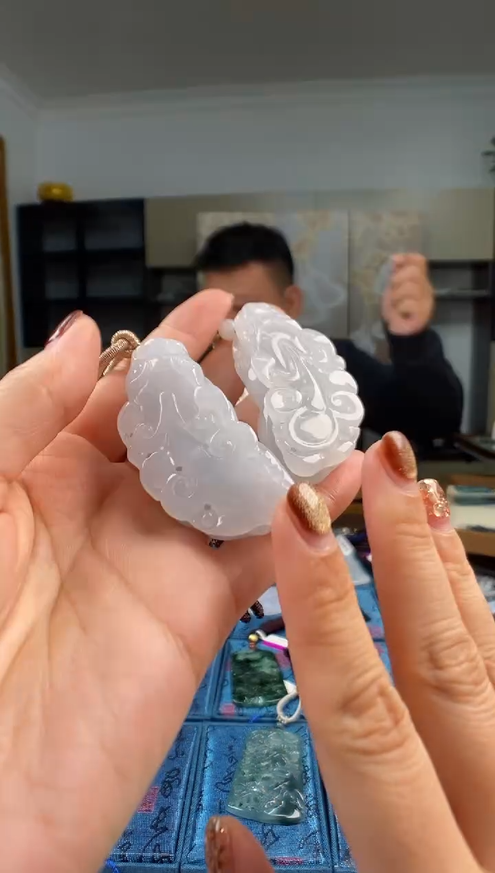 颈饰未镶嵌翡翠多样性发其一