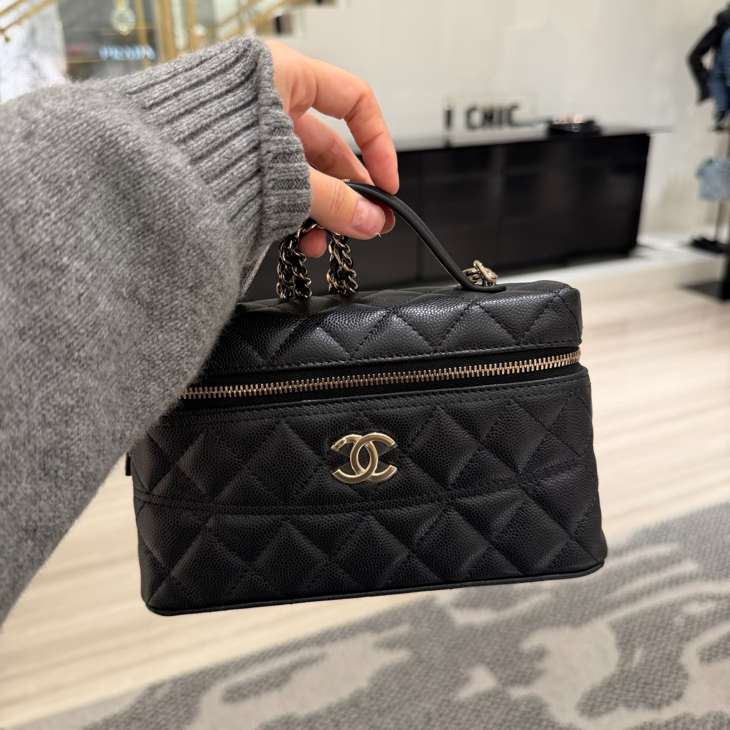未使用 Chanel/香奈儿 26c双C菱格皮穿链盒子包亮面粒纹小牛皮