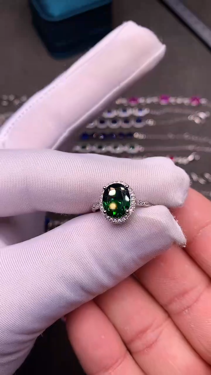 【闪购商品】透辉石戒指银S925镶嵌..........