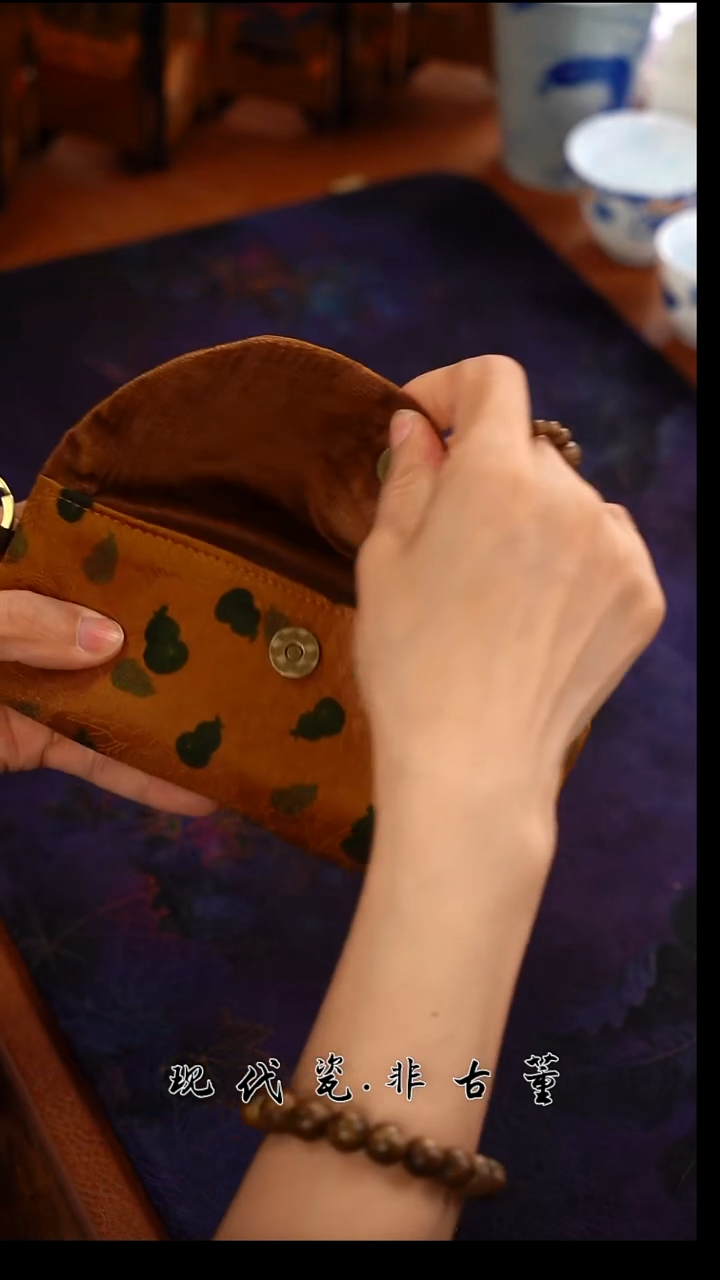 （售后需完整开箱视频）福气满满眼镜盒