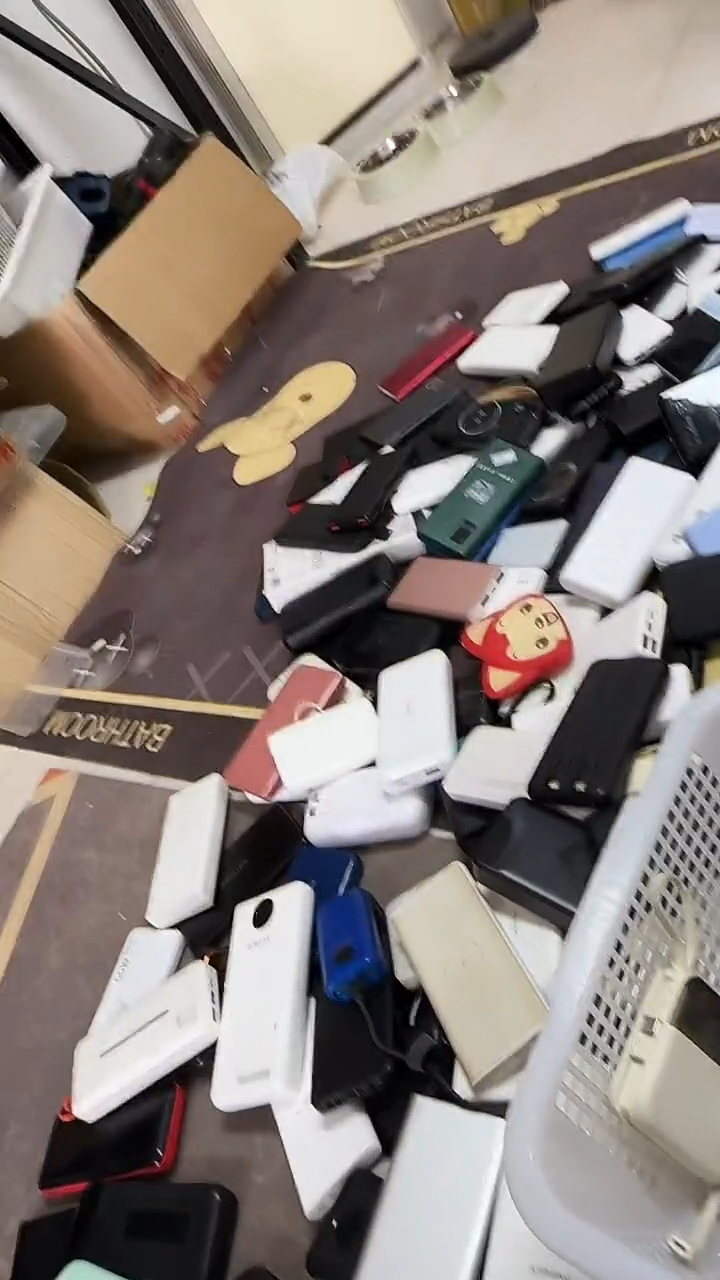 1M莫* 精美数码配件数据线 一号链接直