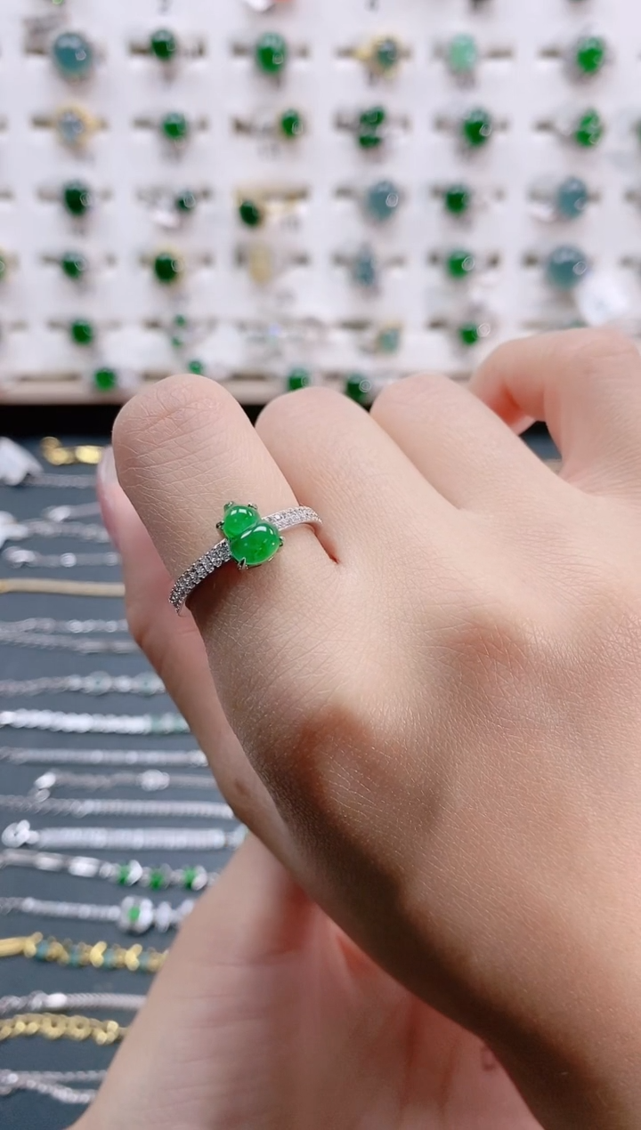 【闪购商品】翡翠戒指银S925镶嵌天然翡翠