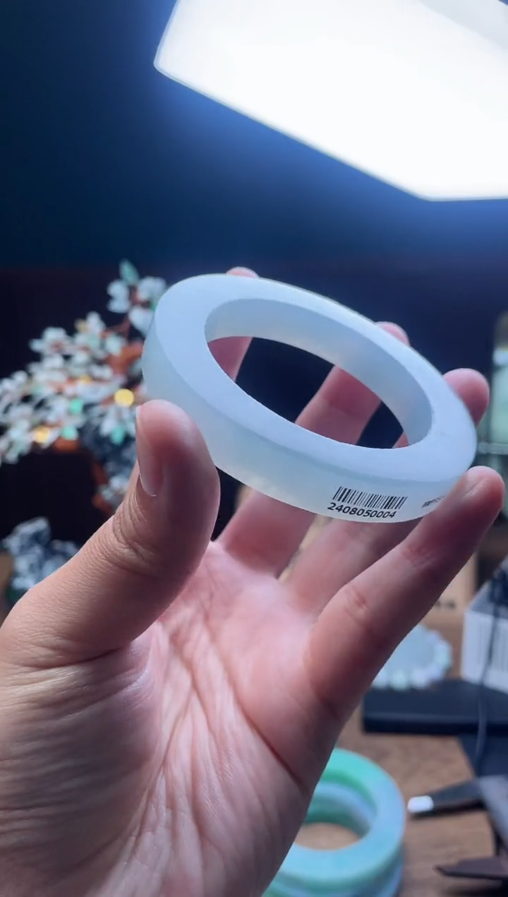 【闪购商品】定制翡翠手镯未镶嵌 定制