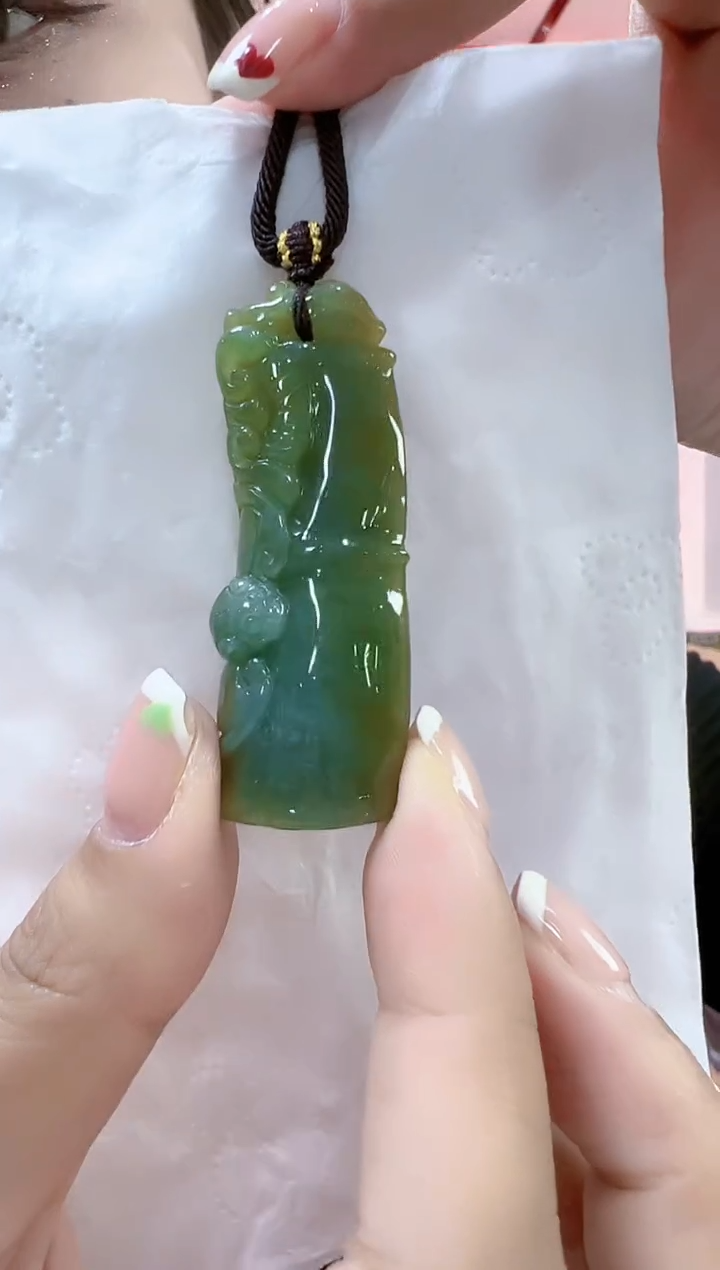 【闪购商品】翡翠颈饰未镶嵌孤品竹节高54宽19厚7