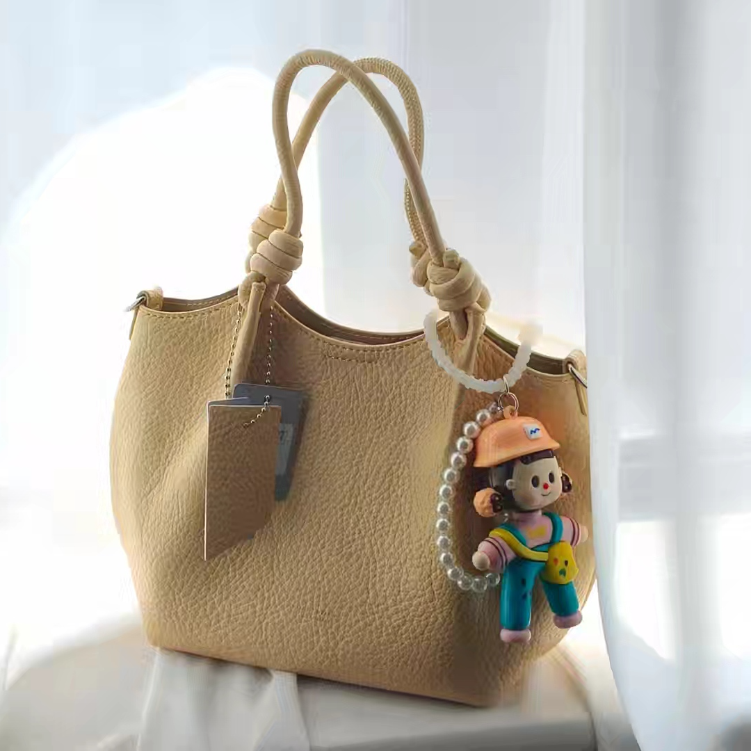 编号：000-100轻奢高端时尚女包