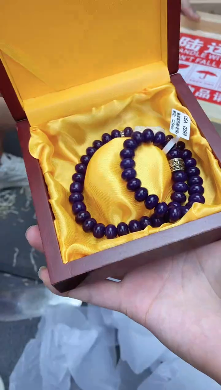 精选闪购手串搭配无礼盒