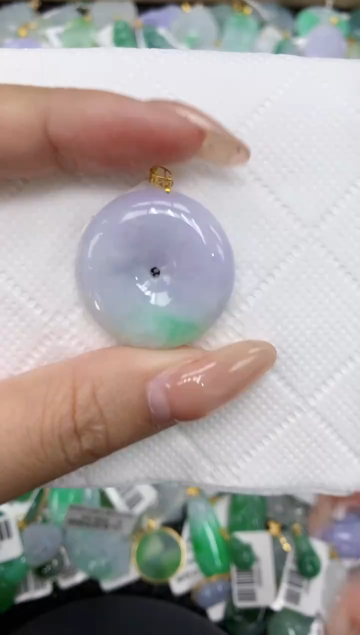 颈饰18K金镶嵌翡翠a货支持复检百元以上9元证书费自理