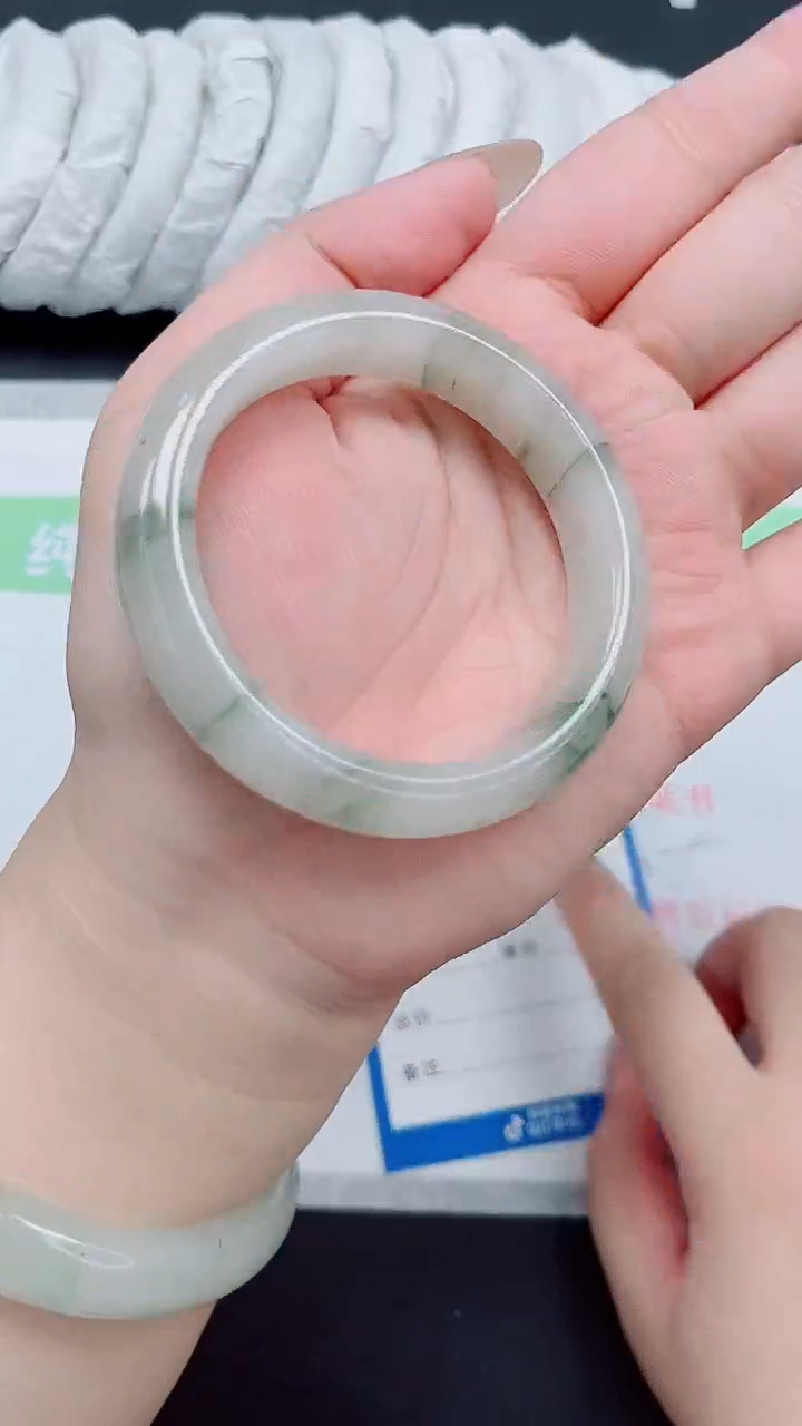 石英质玉手镯未镶嵌094-圈口：54.3