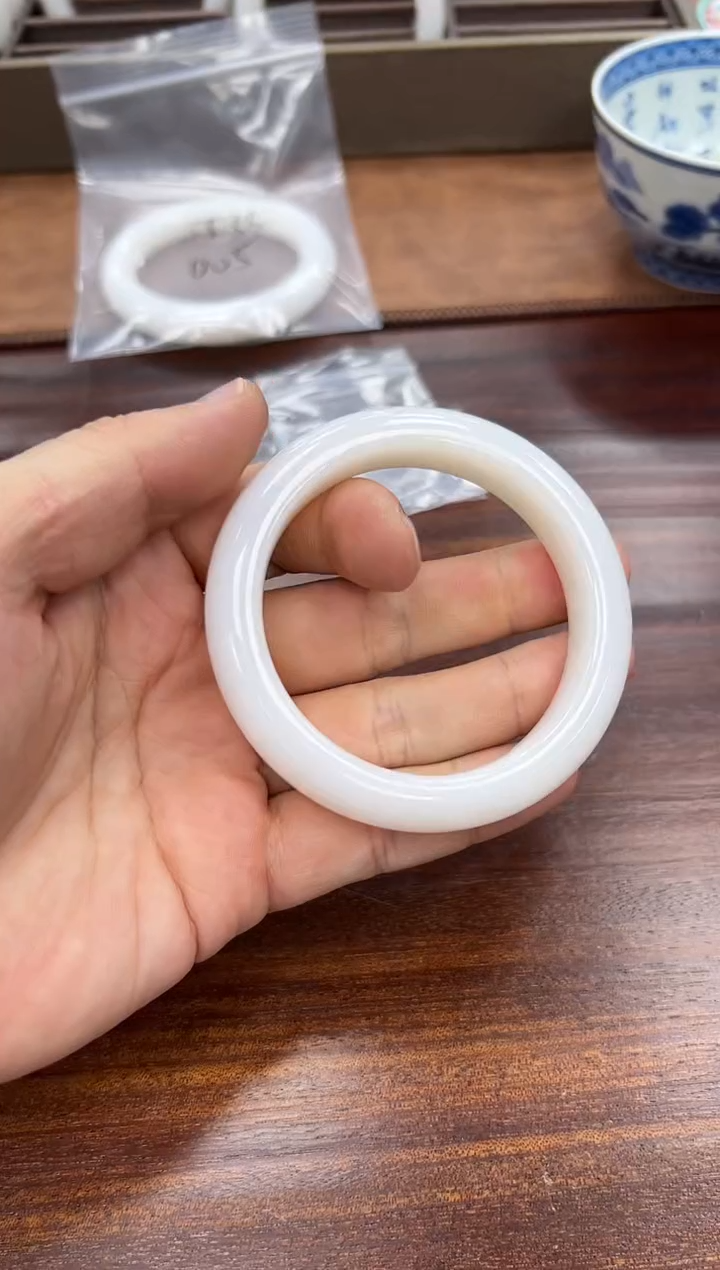 【闪购商品】和田玉手镯未镶嵌57.7  007