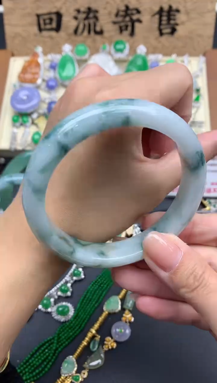 【闪购商品】翡翠手镯未镶嵌235-中国好珍宝