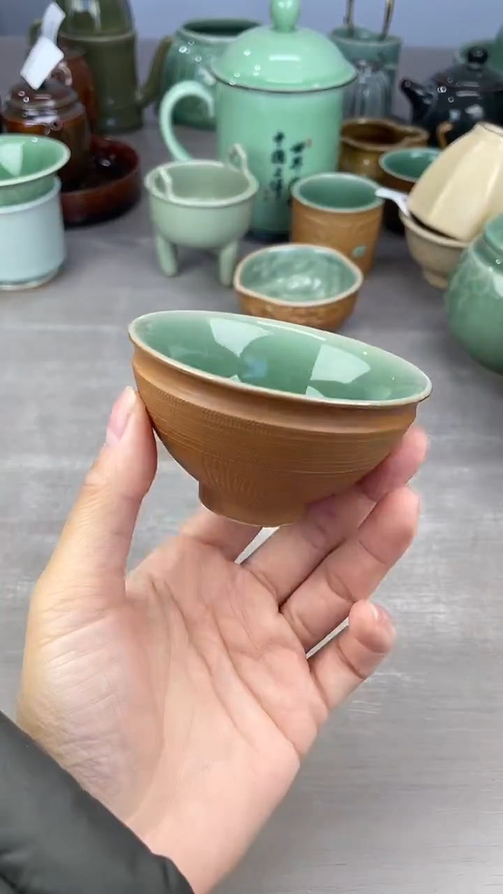 青瓷仓储福利清仓微瑕