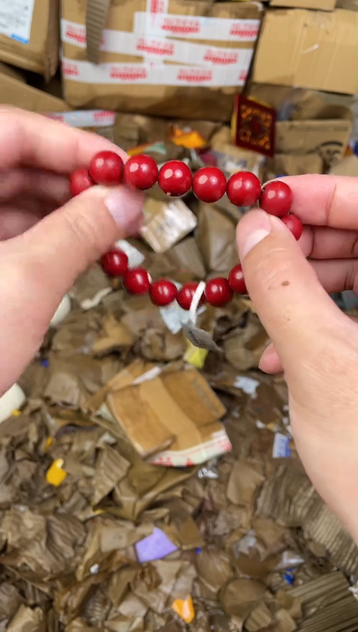 木质非金属捧月文创福利闪购商品无礼盒