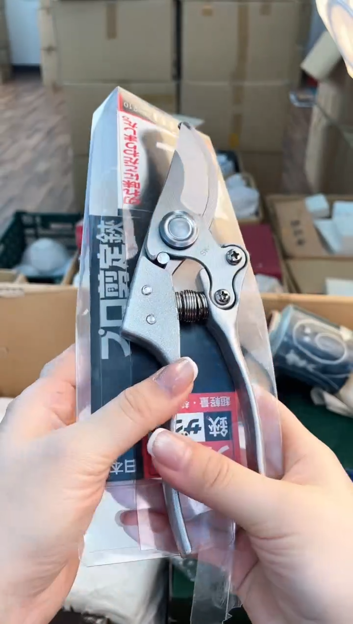 圆头款财**滚如图所示 米妮甄选