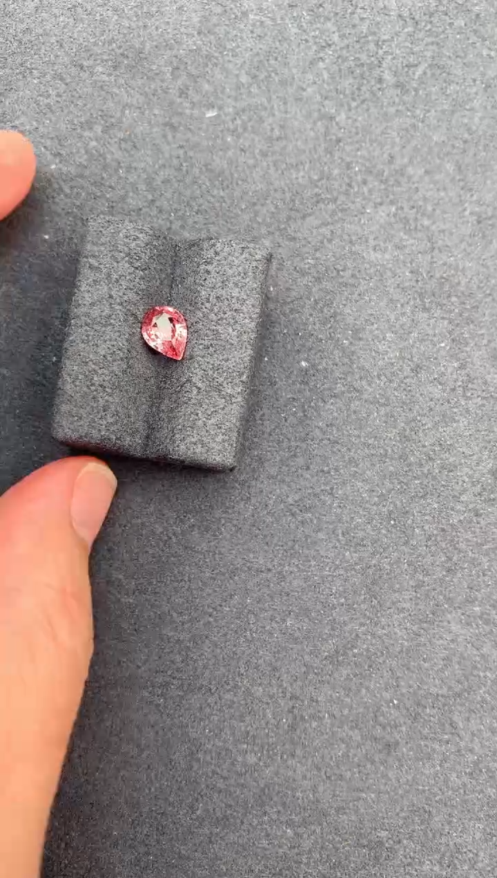 【闪购商品】彩色蓝宝石裸石未镶嵌1ct帕帕拉恰