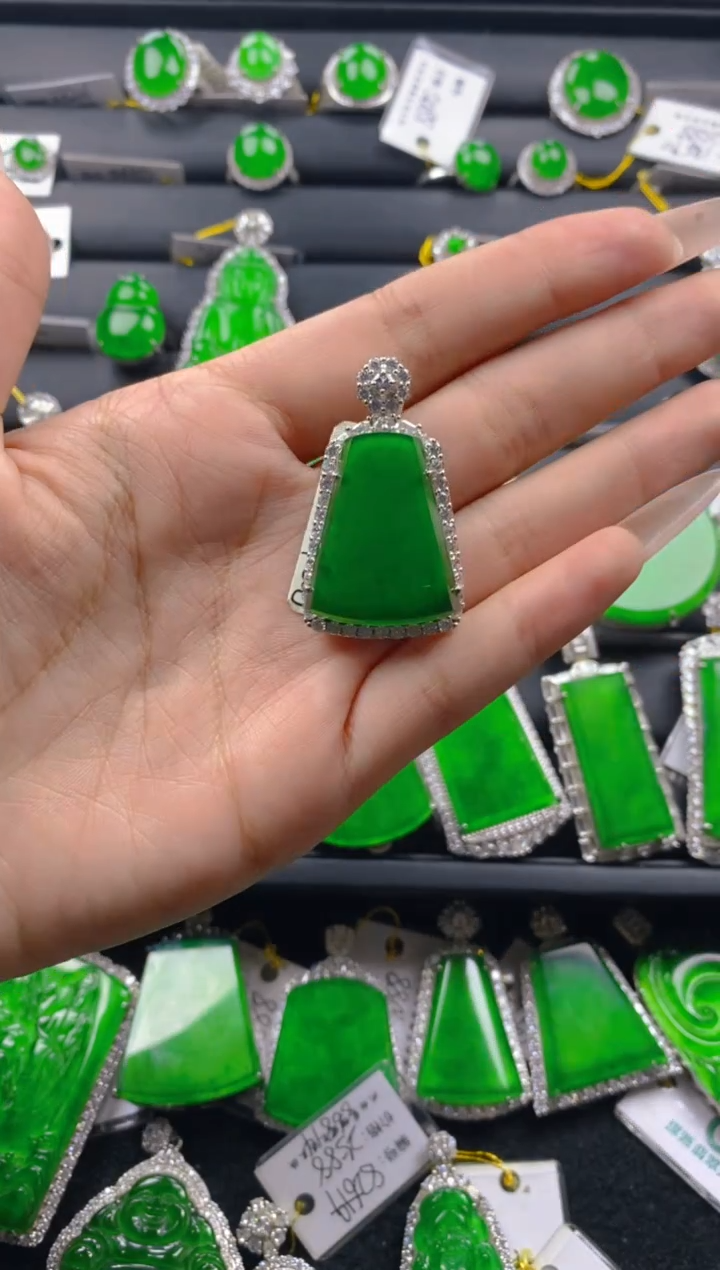 【闪购商品】翡翠颈饰银S925镶嵌11111111