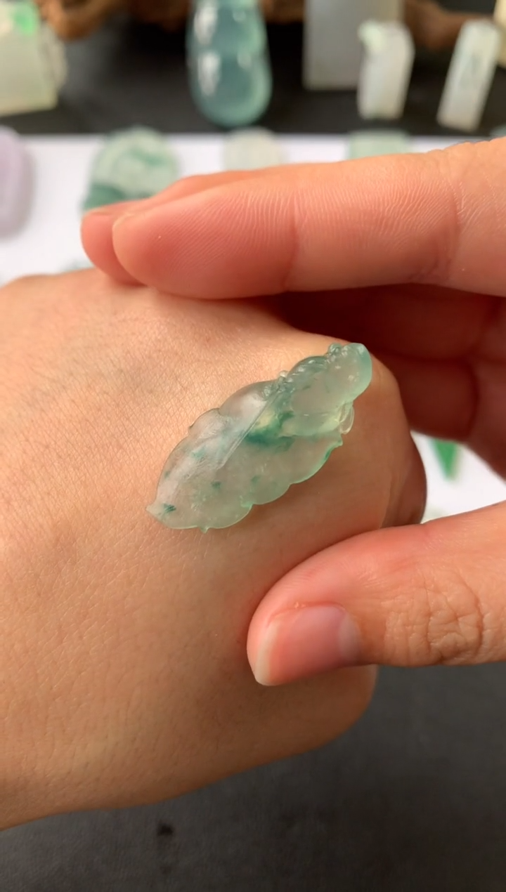 【闪购商品】定制翡翠未镶嵌翡翠