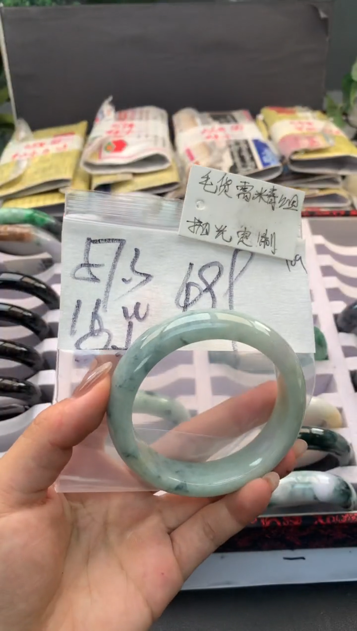 【闪购商品】定制翡翠未镶嵌毛货需精细抛光+多人