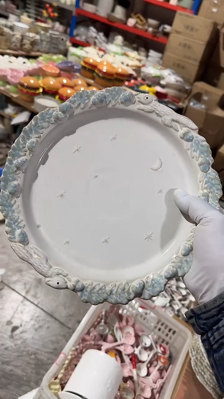 陶瓷10英寸大盘松鼠 微瑕凑满20元包邮