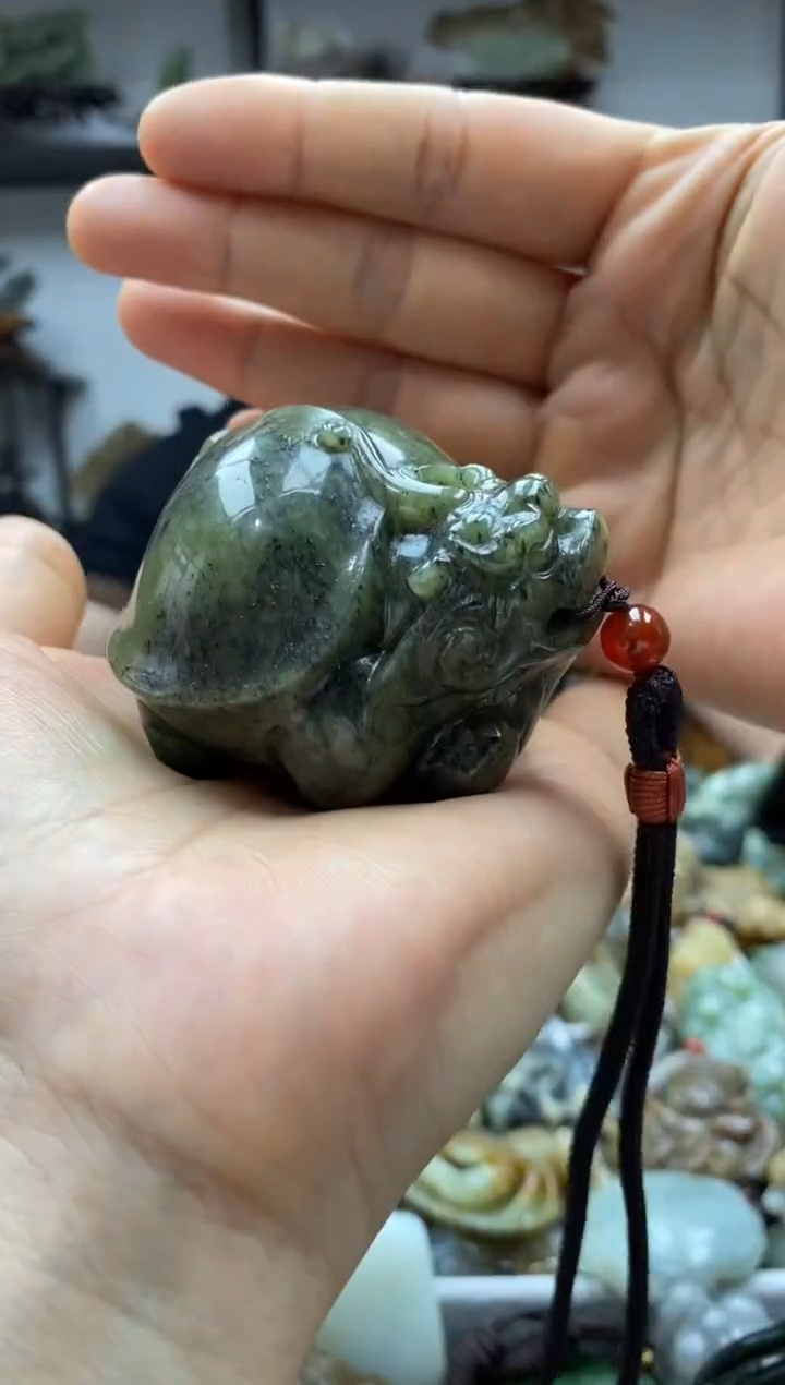 和田玉未镶嵌把件1