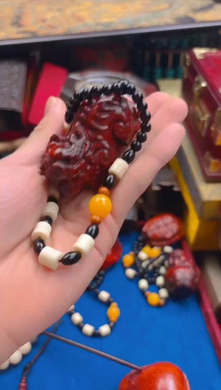 檀香紫檀（小叶紫檀）——————瓷———————