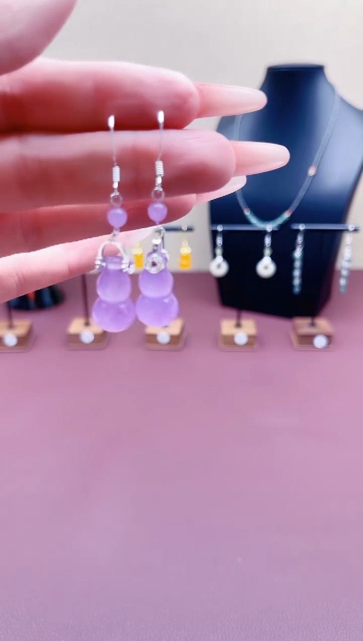 未镶嵌石英质玉（天山翠）耳饰00紫色葫芦