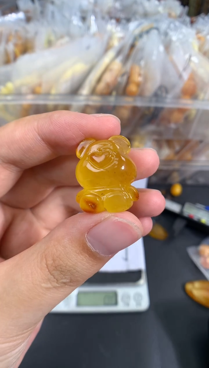 蜜蜡未镶嵌珠宝奇石1