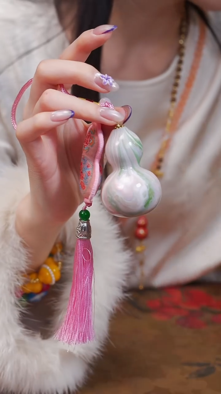 385漆艺工艺小葫芦29.9