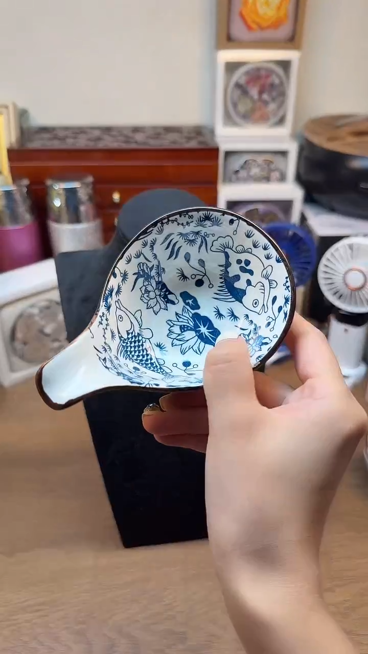 瓷片哈哈哈哈哈哈哈哈哈82