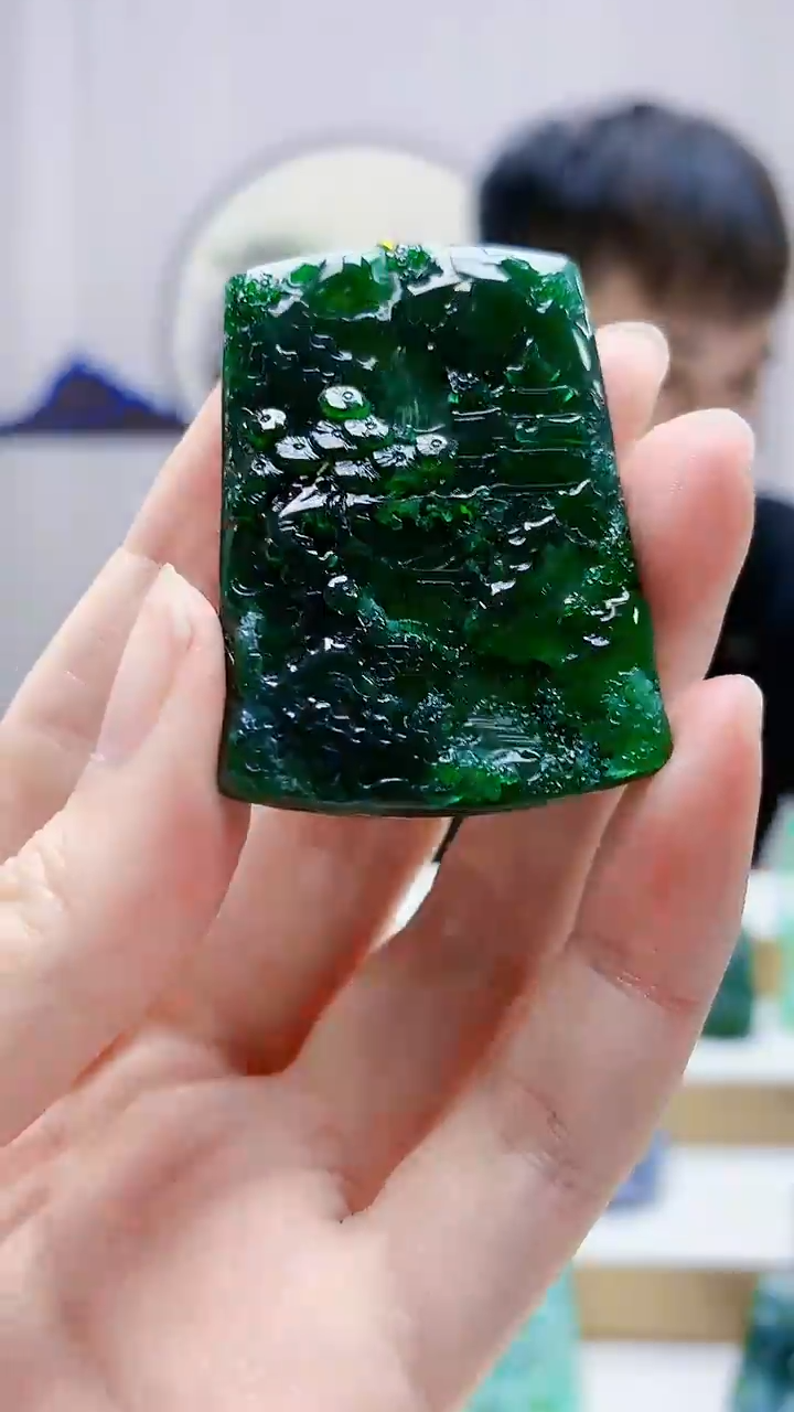 未镶嵌定制翡翠4868zm-毛货挂件山水125