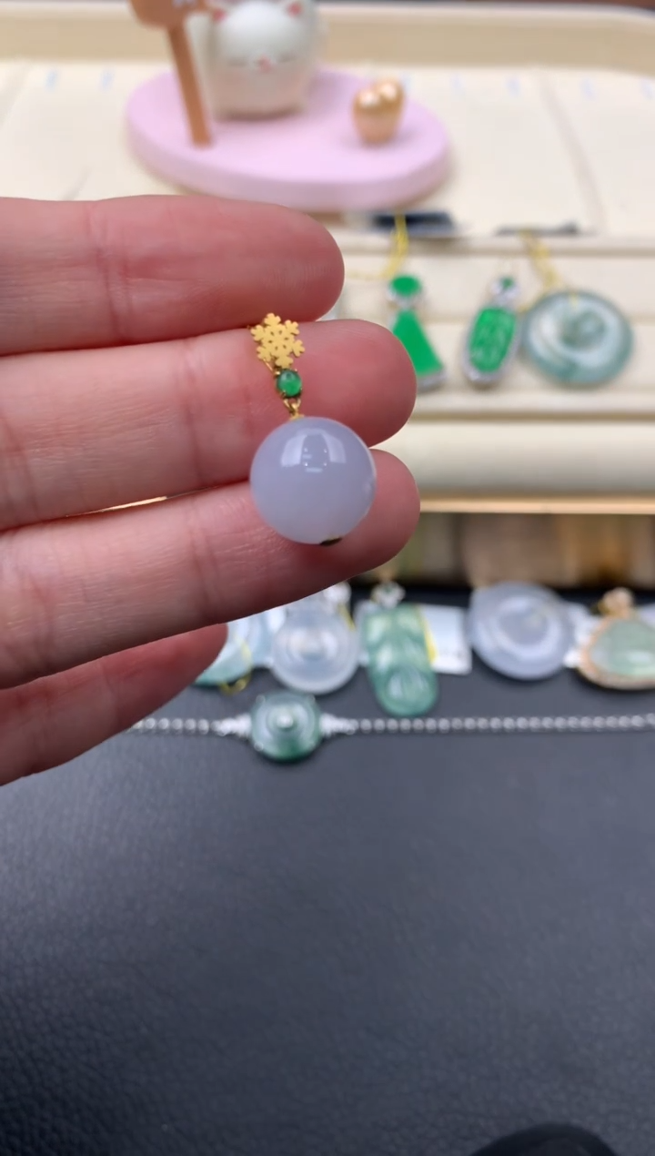 【闪购商品】翡翠颈饰18K金镶嵌A703....